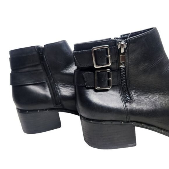 BLEECKER & BOND Georgia Black Leather Ankle Booties - Picture 9 of 14